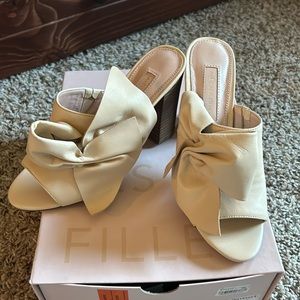 NIB Avec Les Filles Marie Block Heel